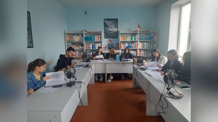 От теории к практике:  студенты кафедры иностранных языков прошли установочный инструктаж  по педагогической практике