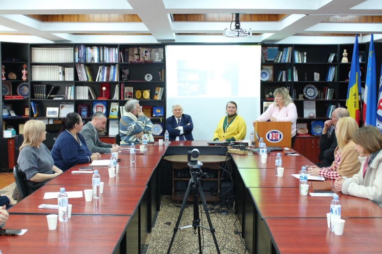 La Catedra de Cultură și Arte a Universității de Stat din Comrat a avut loc o masă rotundă cu tema: &bdquo;Acorduri ale memoriei: melodiile trecutului, inspirație pentru viitor &ndash; &icirc;n onoarea profesorilor Catedrei de Cultură și Arte&rdquo;