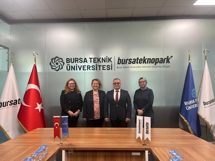 Rectorul Universității de Stat din Comrat a vizitat Technoparcul Universității Tehnice din Bursa