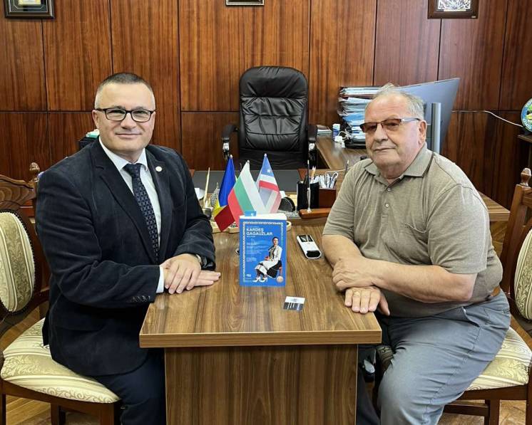 В Комратском государственном университете состоялась встреча с автором книги &laquo;Kardeş Gagauzlar&raquo;