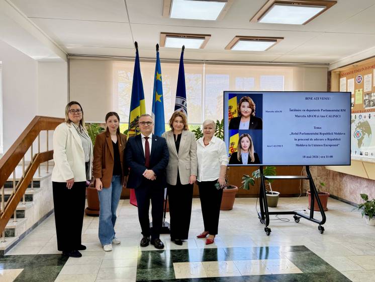 La Universitatea de Stat din Comrat a avut loc o &icirc;nt&acirc;lnire cu deputații Parlamentului Republicii Moldova