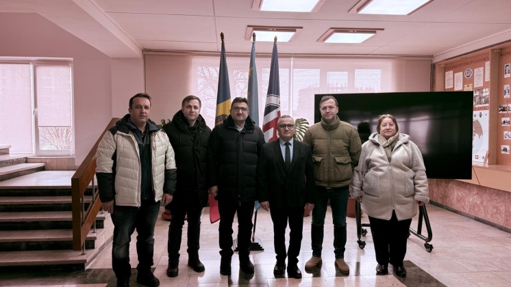 İstanbul Kadık&ouml;y Mesleki ve Teknik Anadolu Lisesi&rsquo;nden Komrat Devlet &Uuml;niversitesi&rsquo;ne Ziyaret