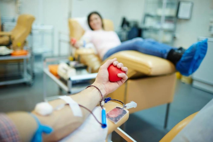 Спасите жизни в этот праздничный сезон! Национальная кампания по добровольной сдаче крови продлится до 30 декабря
