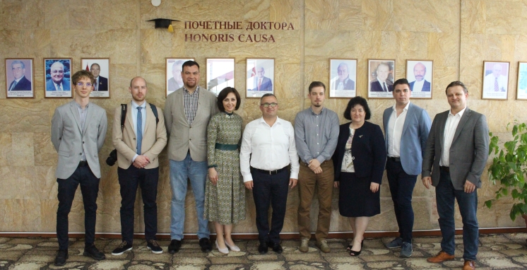 Встреча ректора КГУ с делегацией  из  Посольства Венгрии в РМ