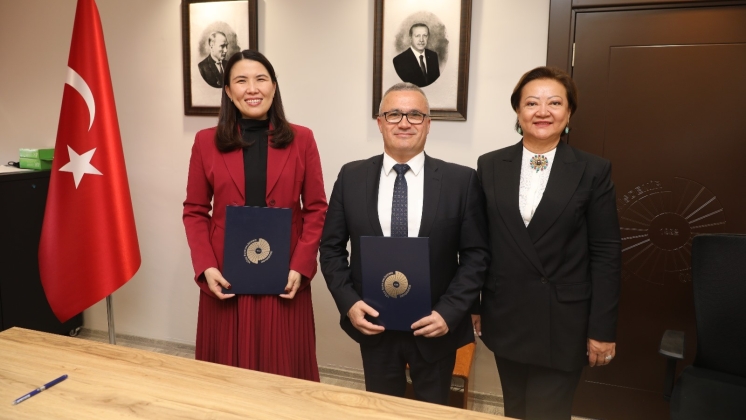 Universitatea de Stat din Comrat a semnat un Memorandum de Înțelegere cu Universitatea Pedagogică Națională de Femei din Kazahstan