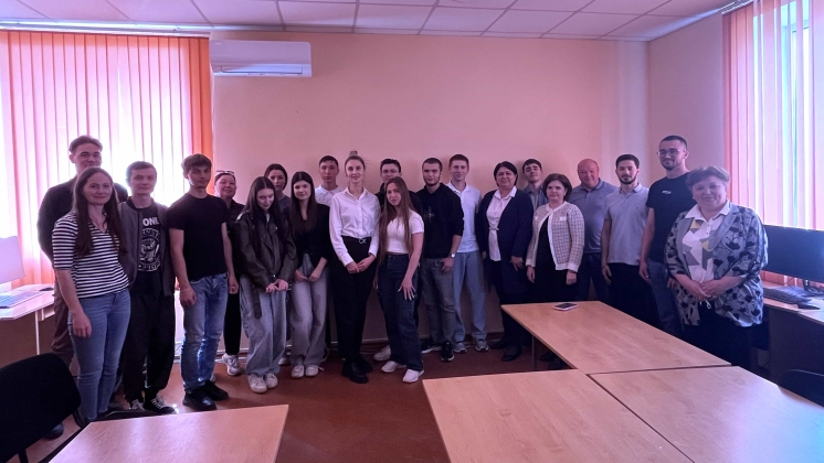 Catedra ITMF a Universității  de Stat din Comrat a organizat masa rotundă „Perspective și oportunități ale profesiei IT”