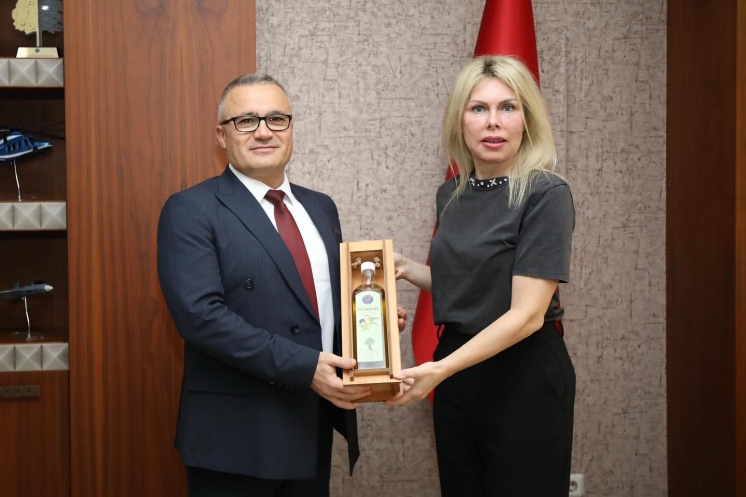 Komrat Devlet Üniversitesi ve Akdeniz Üniversitesi iş birliğini geliştiriyor