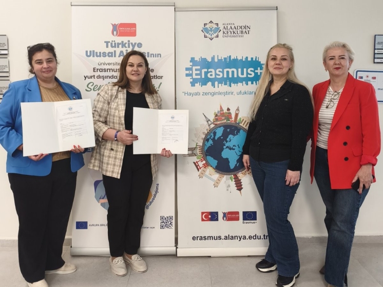 Komrat Devlet &Uuml;niversitesi &ouml;ğretim &uuml;yeleri, Alanya Alaaddin Keykubat &Uuml;niversitesi&rsquo;nde Erasmus+ akademik hareketliliğine katıldı