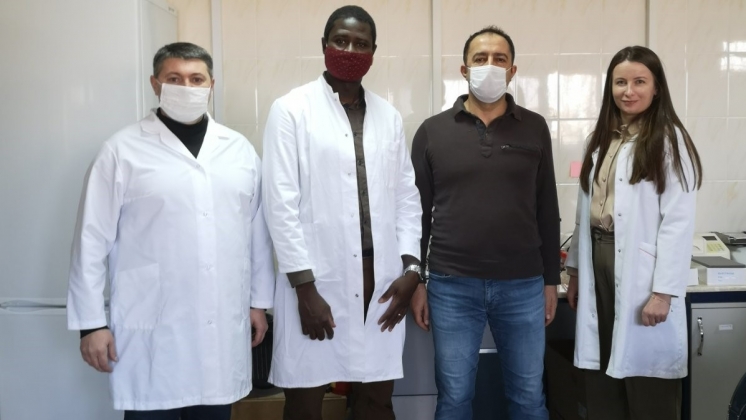 Продолжаются работы в рамках подписанного договора между Агрохимической лаборатория КГУ и ассоциацией &ldquo;Агро-Огуз&rdquo;