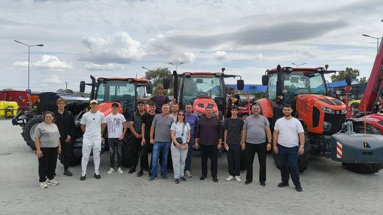 Off-site class for students of the Faculty of Agro-Technology at Carvidon