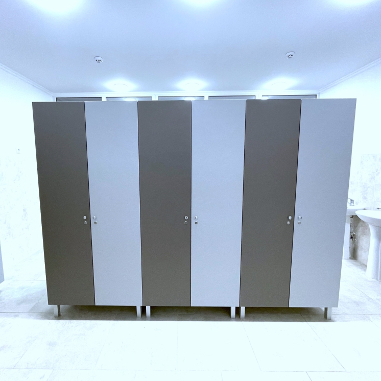 Закупка новой мебели для раздевалок в спортивном комплексе Комратского Государственного Университета  "Универ"