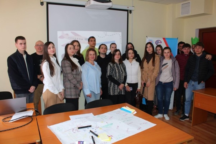 La Universitatea de Stat din Comrat, la Facultatea de Economie, a avut loc un Team Building studențesc de echipă „Călătorie în jurul economiei într-o singură zi”
