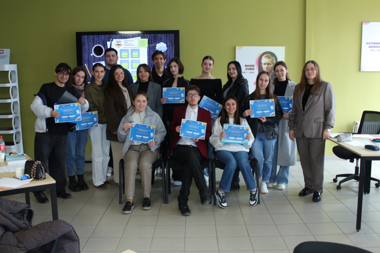 La Facultatea de Cultură Națională s-a desfășurat seminarul practic-aplicativ &bdquo;Primii pași &icirc;n știință: cum se scrie un articol științific&rdquo;