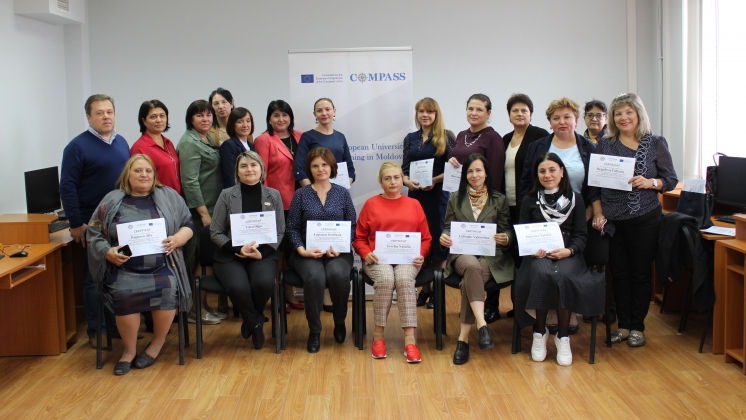 Вручение сертификатов по проекту Erasmus+project TOWARDS EUROPEAN UNIVERSITY LIFELONG LEARNING MODEL IN MOLDOVA – COMPASS