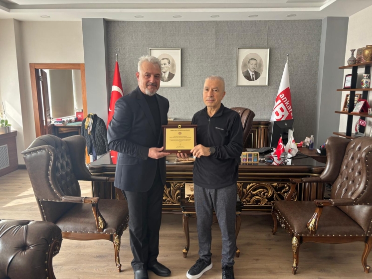 Благодарственное письмо ректора КГУ передано ректору Ankara Hacı Bayram Veli &Uuml;niversitesi