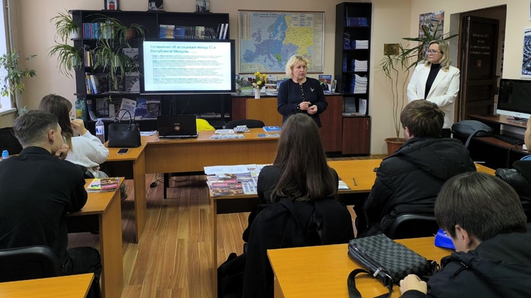 &ldquo;İnsan Hakları &ndash; Moldova Cumhuriyeti&rsquo;nin Avrupa Birliği&rsquo;ne Entegrasyon S&uuml;recinde Bir &Ouml;ncelik&rdquo;: Yuvarlak Masa Toplantısı