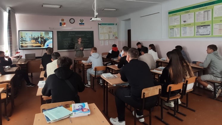 The lecturers of the Economics Faculty, Accounting and Finance Department visited the Regional Sports Boarding Lyceum from Comrat and the Theoretical Lyceum named after N. Tretyakov