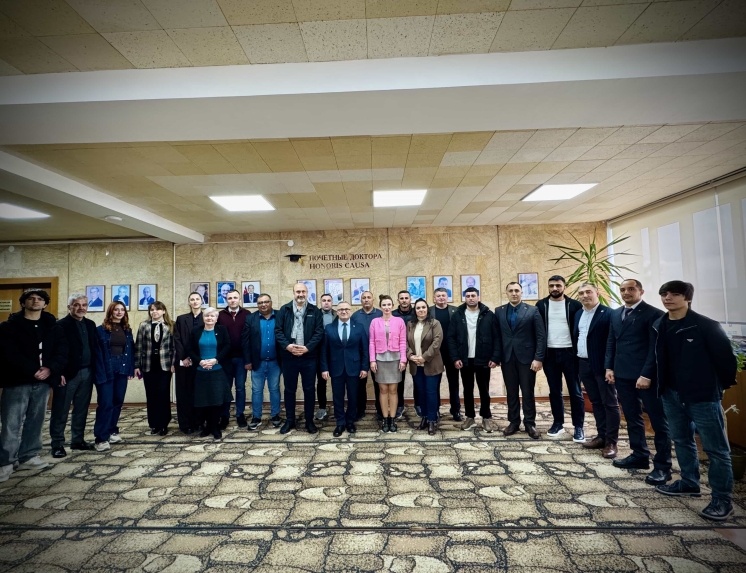 &Icirc;nt&acirc;lnire oficială la Universitatea de Stat din Comrat