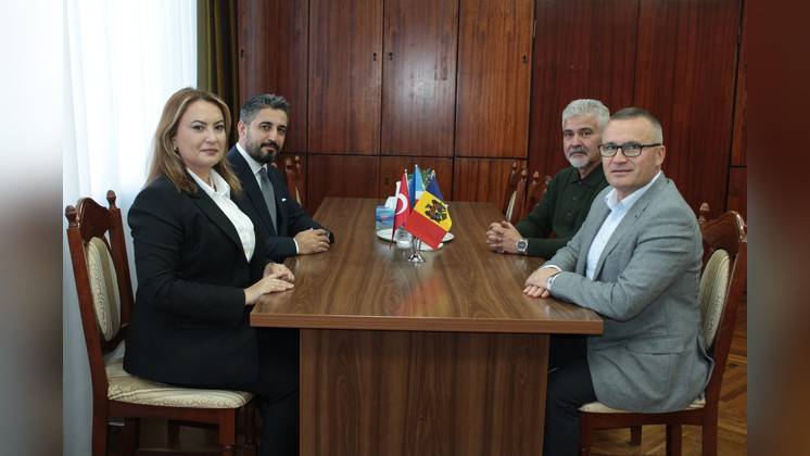 Rector of Comrat State University Meets with the Newly Appointed Lecturer of the Department of Turkish Language and Literature