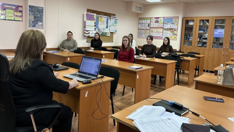 Komrat Devlet &Uuml;niversitesi &ndash; Eşitlik hem G&uuml;venlik İ&ccedil;in: "Toplumsal Cinsiyete Dayalı Şiddete Karşı 16 G&uuml;n" Kampanyası Kapsamında Konferansa Katılım