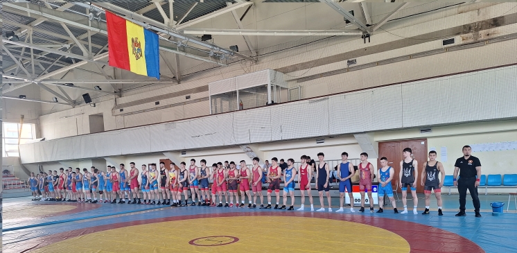 Two silver and three bronze medals were won by the students of Comrat State University, at the National Student Championship of the Republic of Moldova in Freestyle Wrestling - 2024