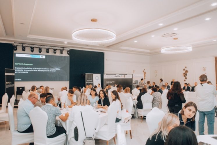 Uluslararası Girişimler hem Bölgesel Kalkınma: IMPACT UTA hem ENRICHER Merkezleri Aracılığıyla Gagavuzya Deneyimi