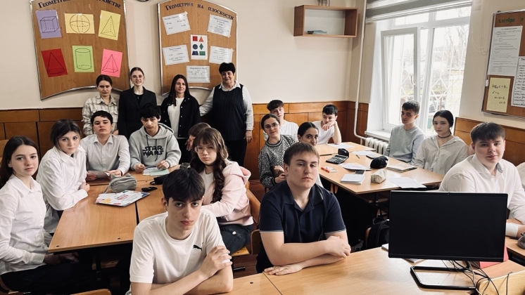 Colaborarea cu instituțiile de &icirc;nvățăm&acirc;nt &icirc;n cadrul practicii de inițiere a studenților din grupa MI-25