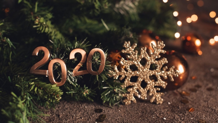 Gagauziya M.V. Marunevi&ccedil; adına Bilim-aaraştırma merkezinin administraţiyası Sizi Eni 2020 yıllan hem Koladaylan kutlȇȇr!