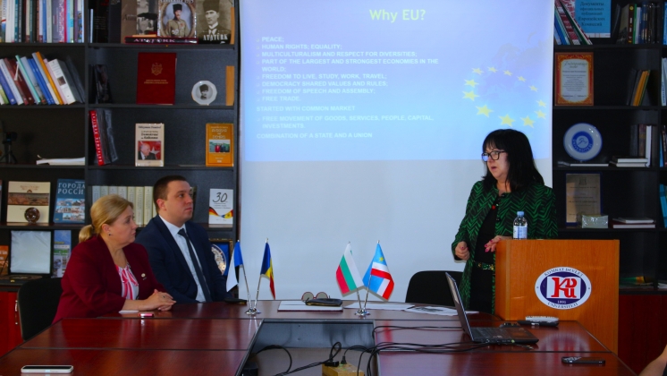 Bulgaristan'ın Moldova Cumhuriyeti B&uuml;y&uuml;kel&ccedil;isi Sayın Maya Dobreva'nın Komrat Devlet &Uuml;niversitesini Ziyareti