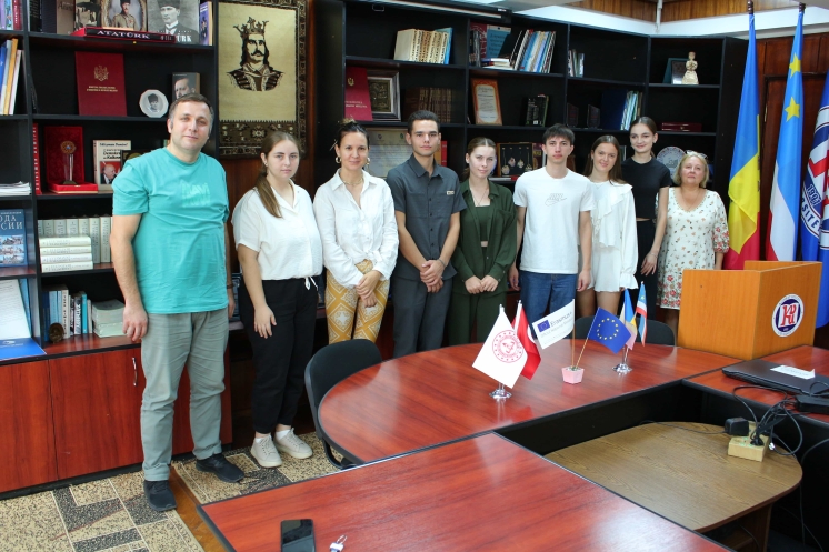 KDU üürenicileri için Erasmus+ programı kapsamında yurt dışında üüretim görecek üürenicilere yönelik bilgilendirme toplantısı gerçekleşti