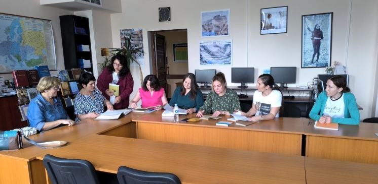 "Gagavuzların Manevi hem Maddi Kültürüne İlişkin Bilgi Kaynakları: KDU Bilimsel Kütüphanesi Koleksiyonları" Konferansı hem Uygulamalı Ders